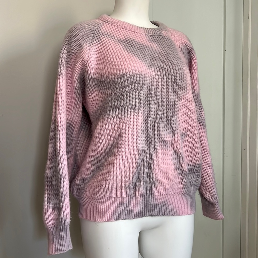 Pink tie dye sweater size m